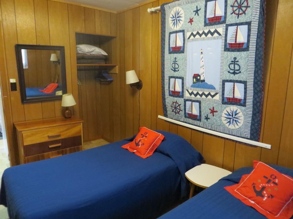 Bondi Village Cottage Resort Lake of Bays Buitenkant foto