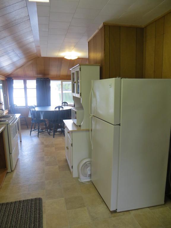 Bondi Village Cottage Resort Lake of Bays Buitenkant foto