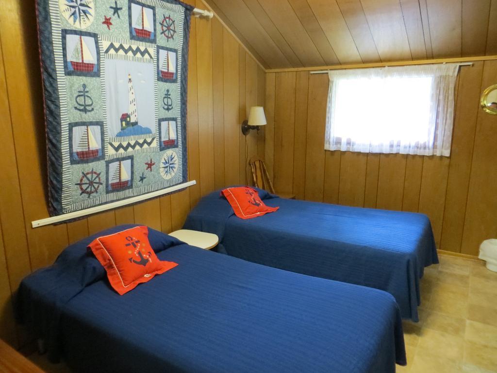 Bondi Village Cottage Resort Lake of Bays Buitenkant foto